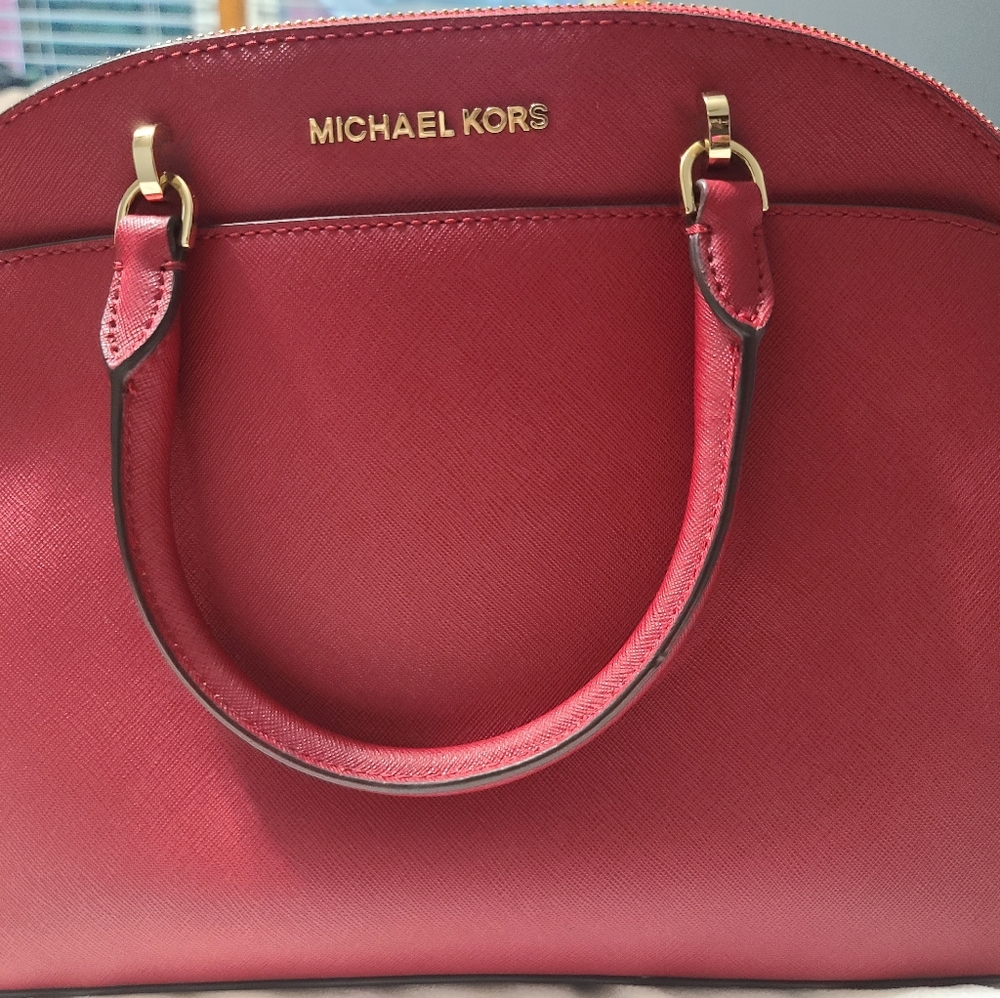 **SOLD ON ANOTHER SITE** Michael Kors Bag